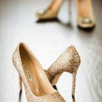 Złote buty do ślubu
