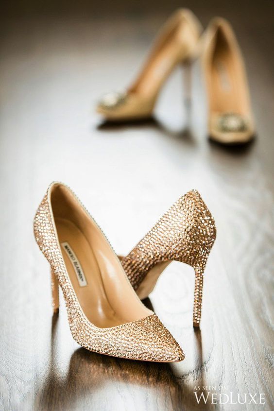 Złote buty do ślubu