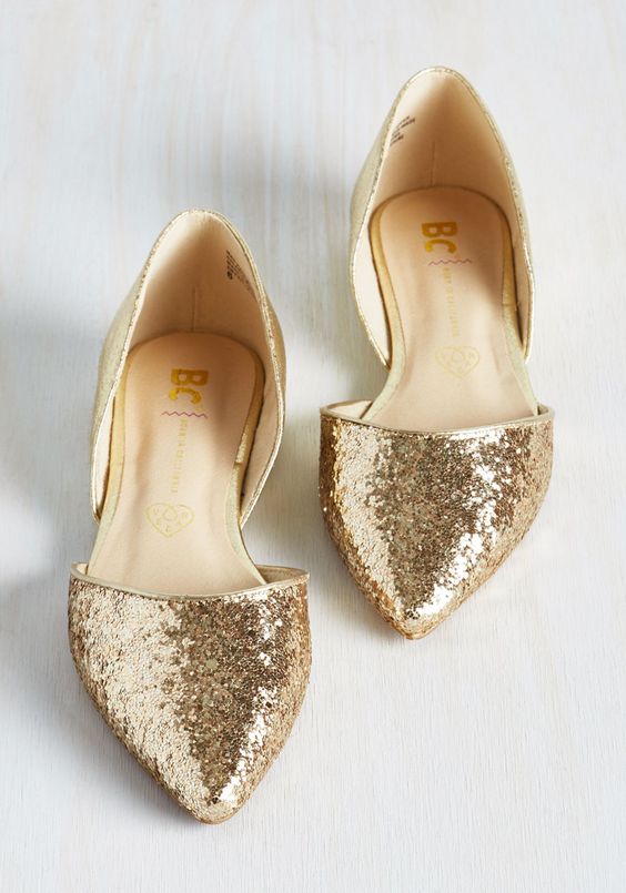 Złote buty ślubne