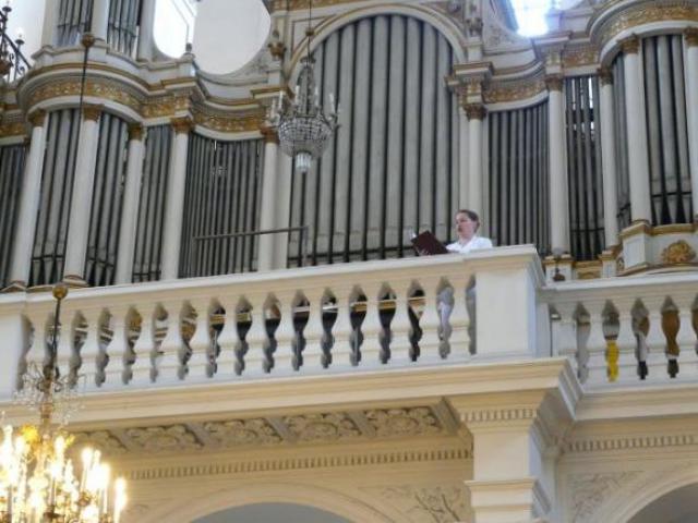 AnnArt - muzyczna oprawa ceremonii ślubnej, muzyka na ślubie, Ave Maria i dużo, dużo więcej…