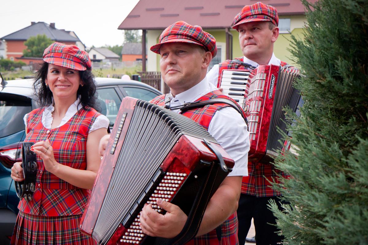 ZESPÓŁ MUZYCZNY NA WESELE MATRIX -  WESELE, STUDNIÓWKA OBSŁUGA W CALEJ POLSCE