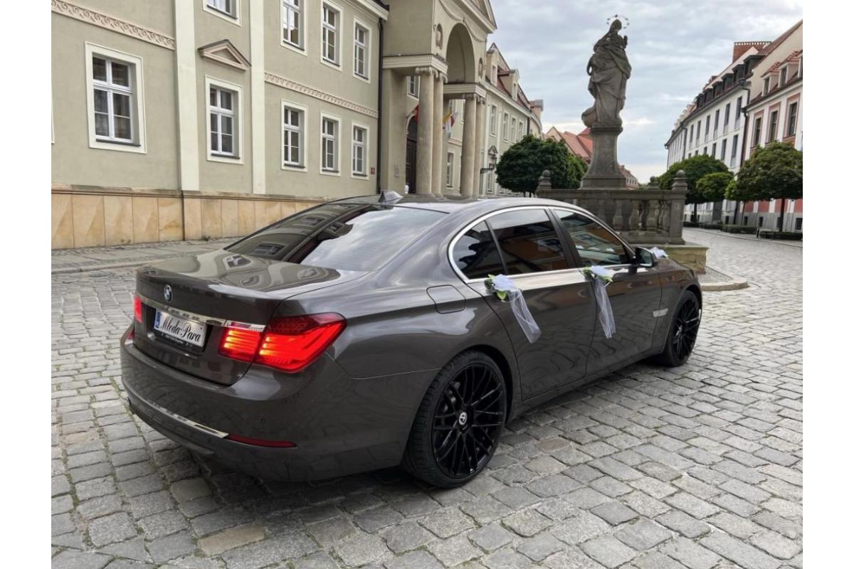 Auto do ślubu BMW 7 LIMUZYNA